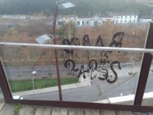 Limpieza de Grafitis en cristales